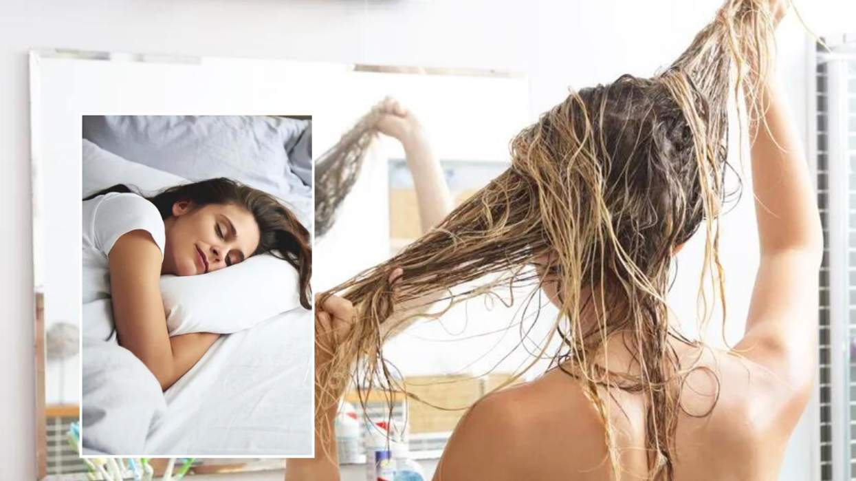 Woman sleeping / wet hair