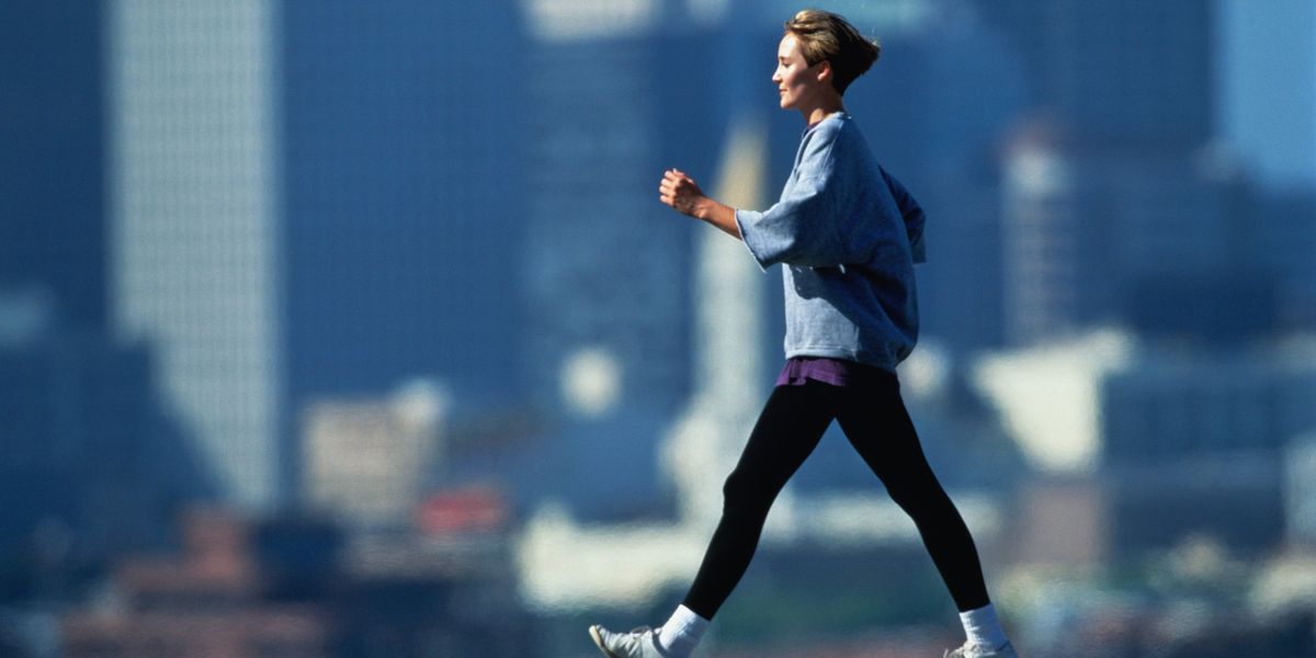 Scientists pinpoint daily step goal linked to lasting weight loss Scientists pinpoint daily step goal linked to lasting weight loss