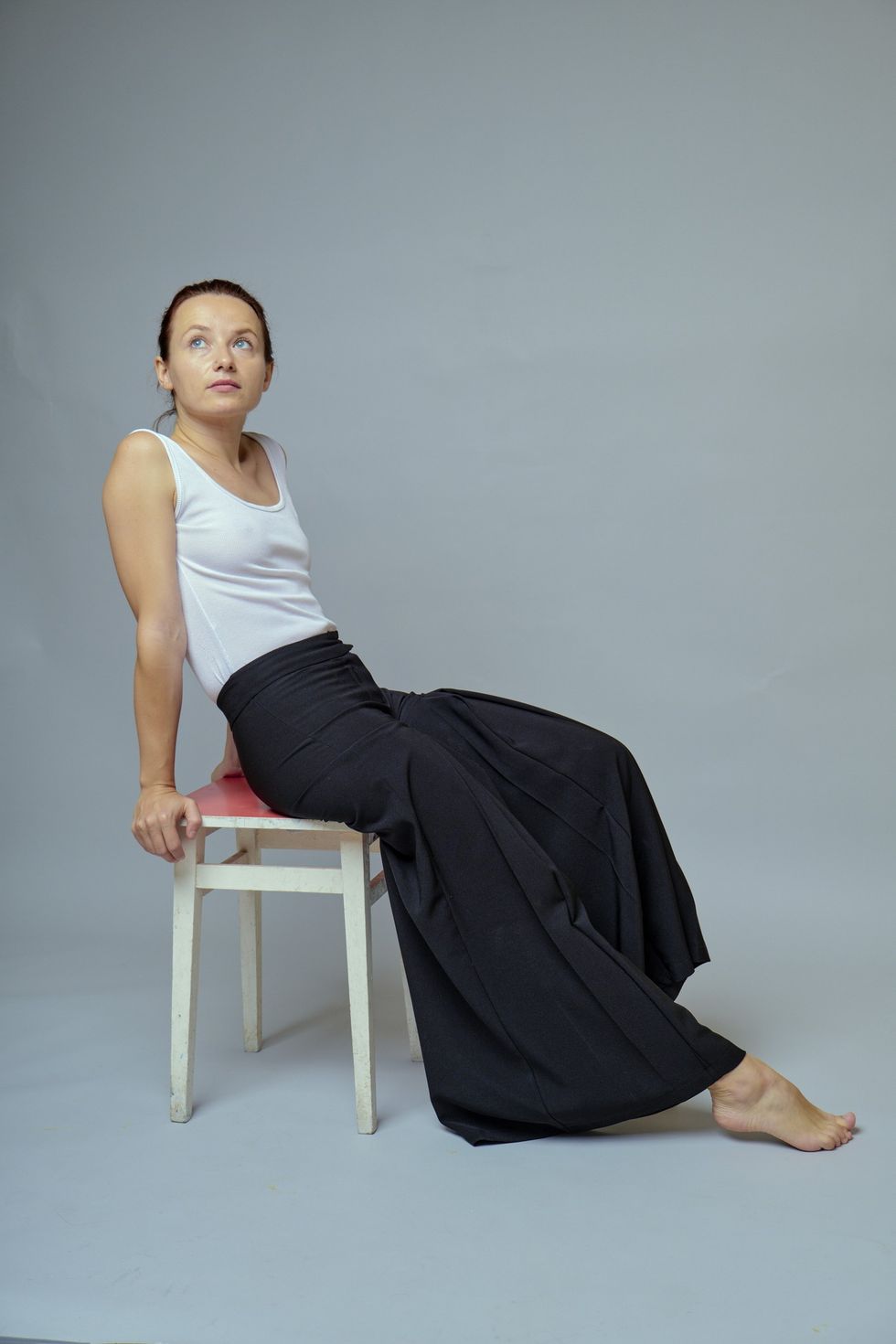 Woman wearing baggy trousers