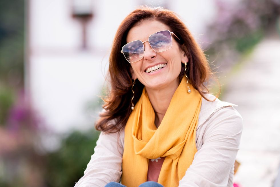 Woman wearing sunglasses