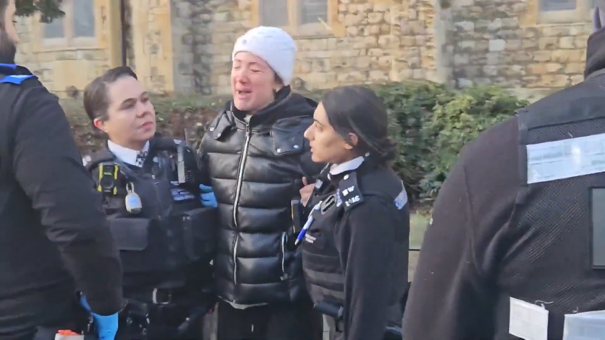 Women handcuffed after feeding pigeons