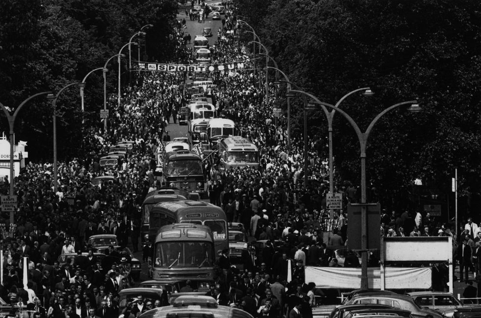 World Cup 1966 win crowds