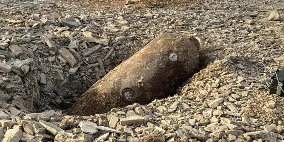 More than 1,000 homes evacuated as WWII bomb set to be blown up in hours More than 1,000 homes evacuated as WWII bomb set to be blown up in hours