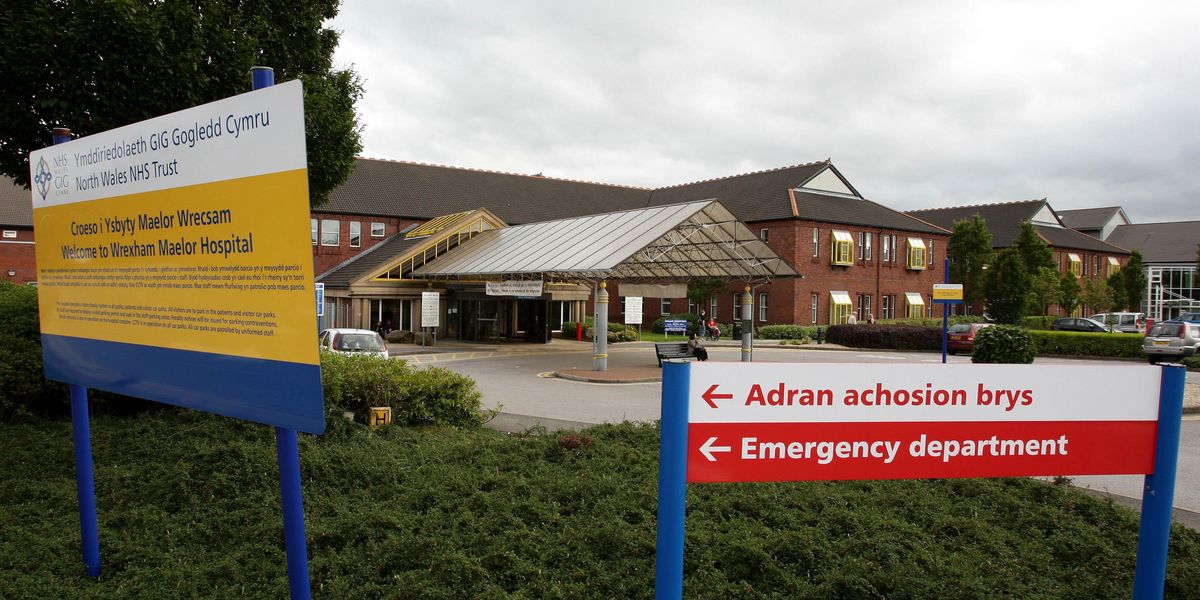 NextImg:Wales news: Parking row turns violent after 'angry' motorist punches man in hospital car park