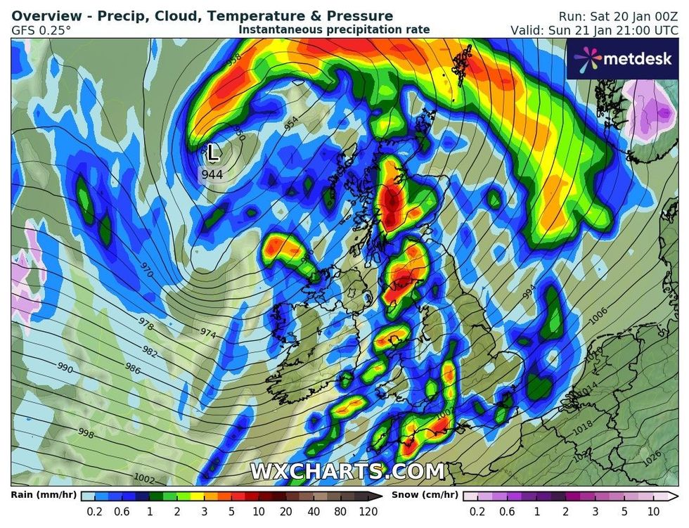 WXCHARTS' weather overview for Sunday
