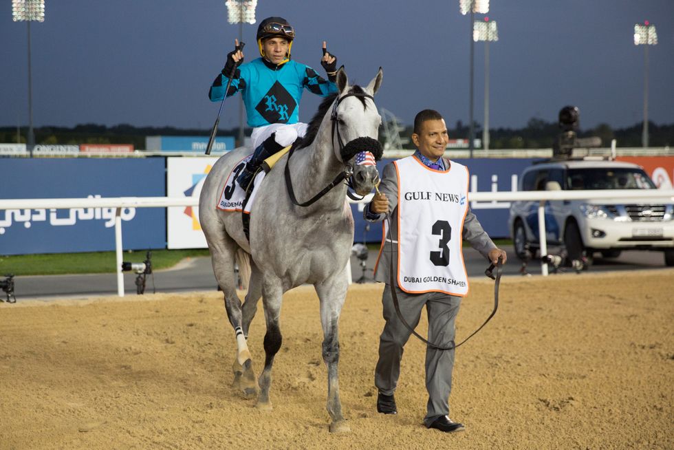 X Y Jet, Emisael Jaramillo