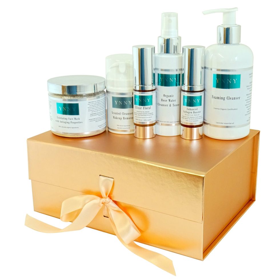 YNNY deluxe skincare set