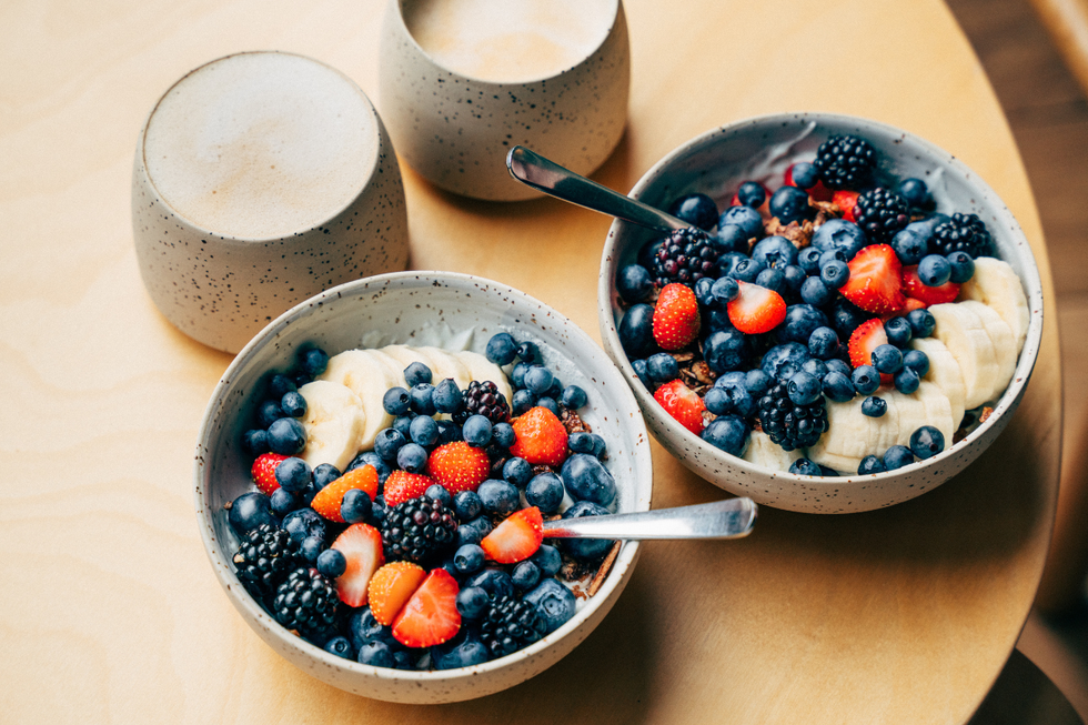 Yoghurt and berries