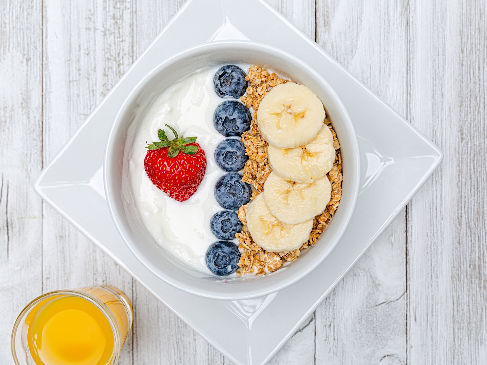Yoghurts and fruit juices