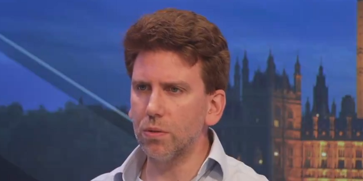 NextImg:'You are trying to shut it down!' Tom Harwood SHOCKED as journalist says Twitter should be held responsible for what users post