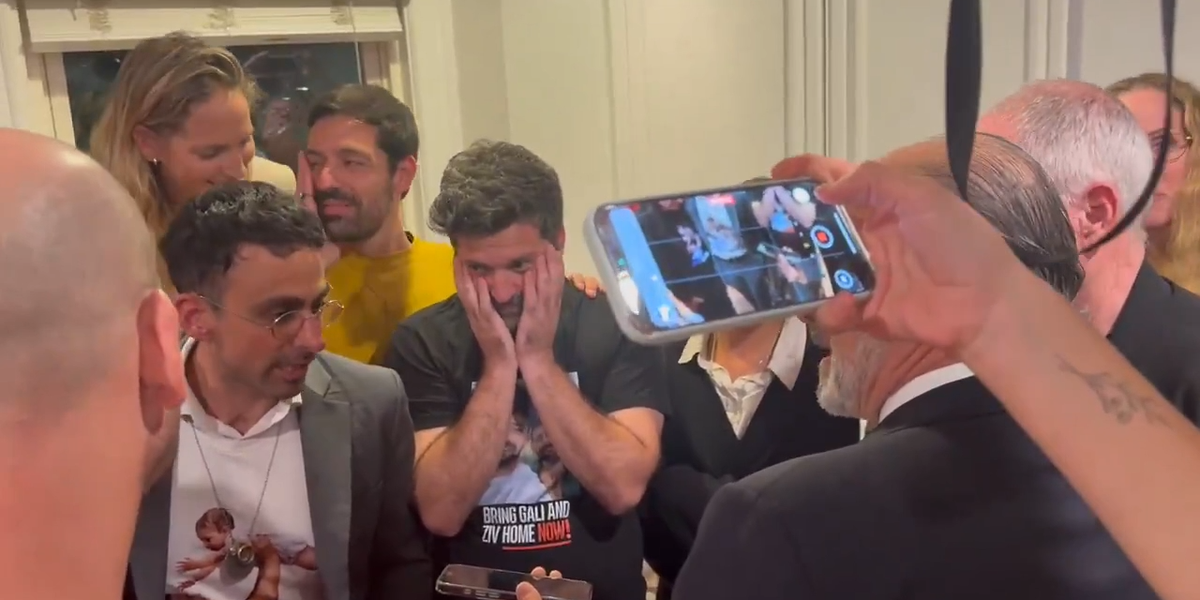 NextImg:Watch the moment Donald Trump tells family members that the hostages are coming home