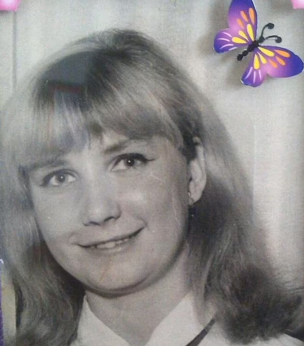 Young Mary Ellis