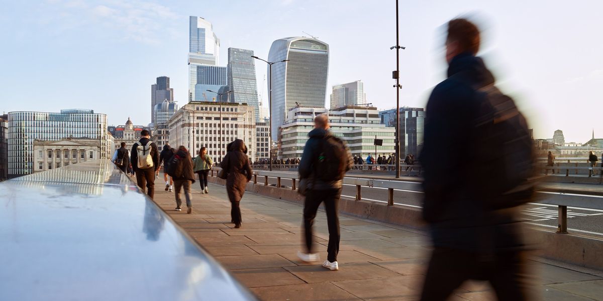 Parents paying five-figure sums to help graduates beat AI in job market as youth unemployment soars