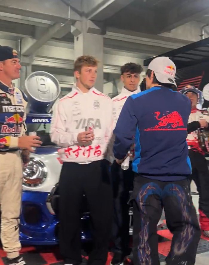 Yuki Tsunoda appeared to blank Liam Lawson after ignoring him and shaking everyone else's hand