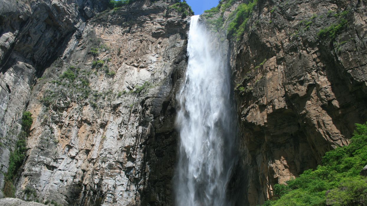 Yuntai Mountain Waterfall