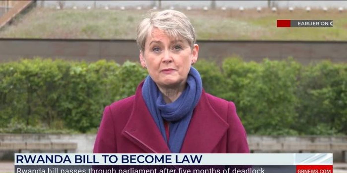 NextImg:Rwanda scheme is an ‘extortionately expensive gimmick’ says Yvette Cooper