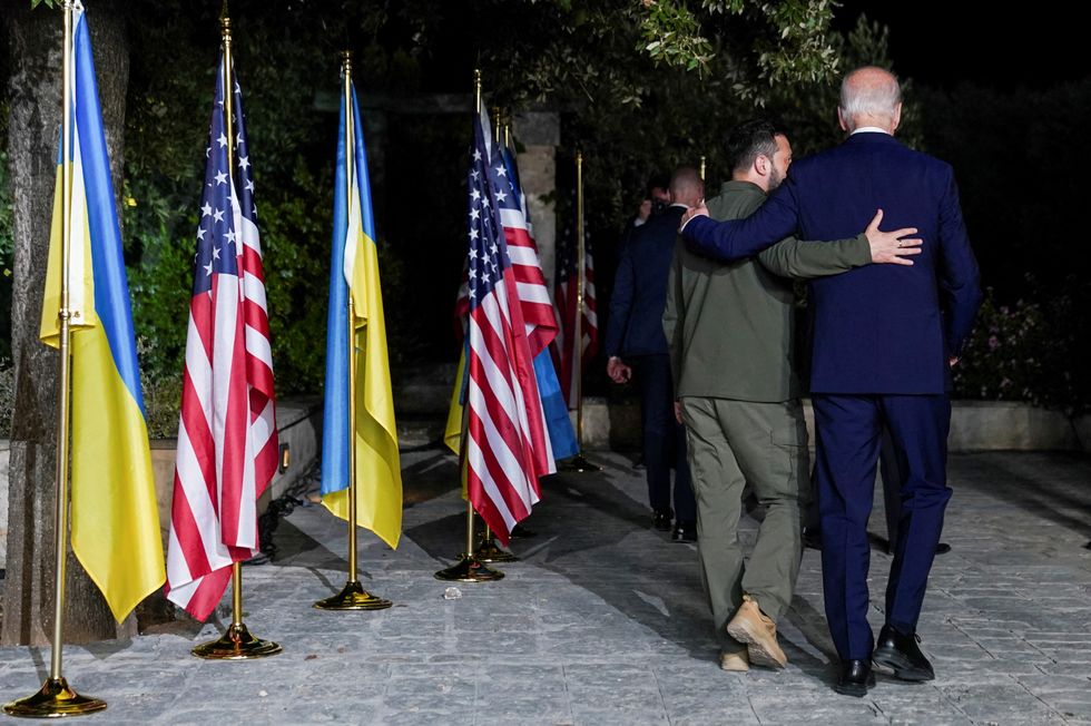 Zelensky and Biden at G7 summit
