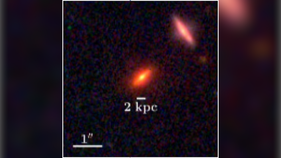 ZF-UDS-7329 galaxy closeup