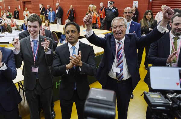 Zia Yusuf, Nigel Farage and Reform activists cheer as Sarah Pochin wins the Runcorn & Helsby by-election